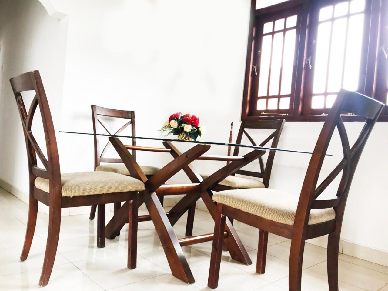 360 Beach Residence Negombo Esterno foto
