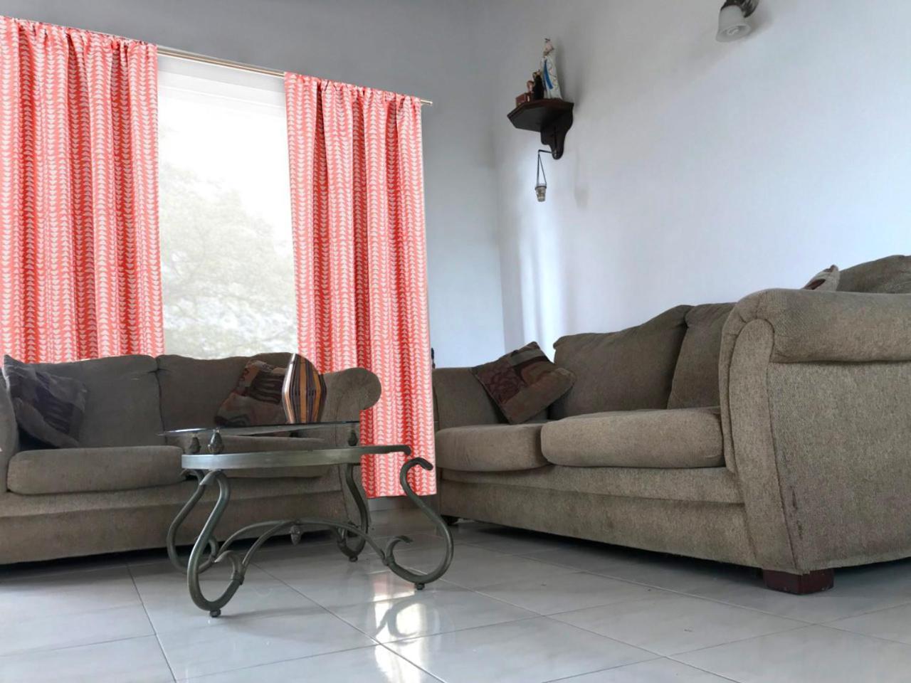 360 Beach Residence Negombo Esterno foto